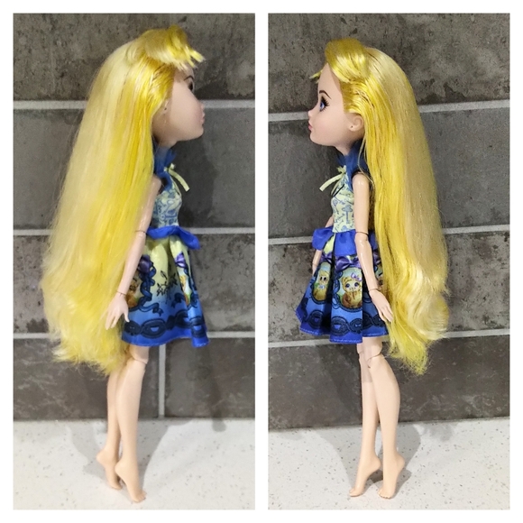 Ever After High Doll Blondie Lockes - Signature Royals - 2013 - Picture 4 of 5